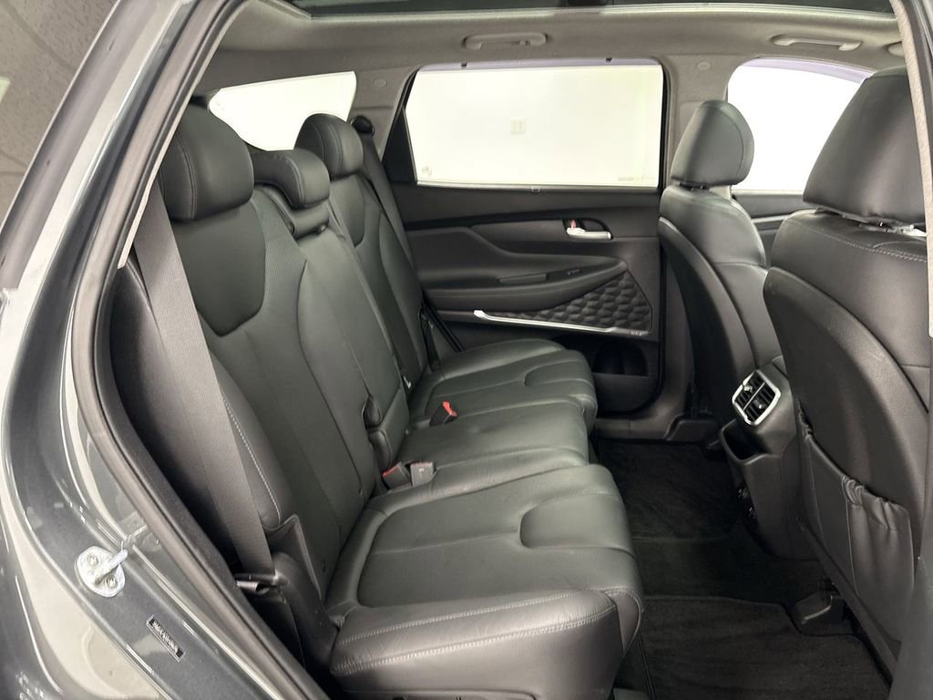 Used 2020 Hyundai Santa Fe SEL w/ Convenience + Premium Package image 23
