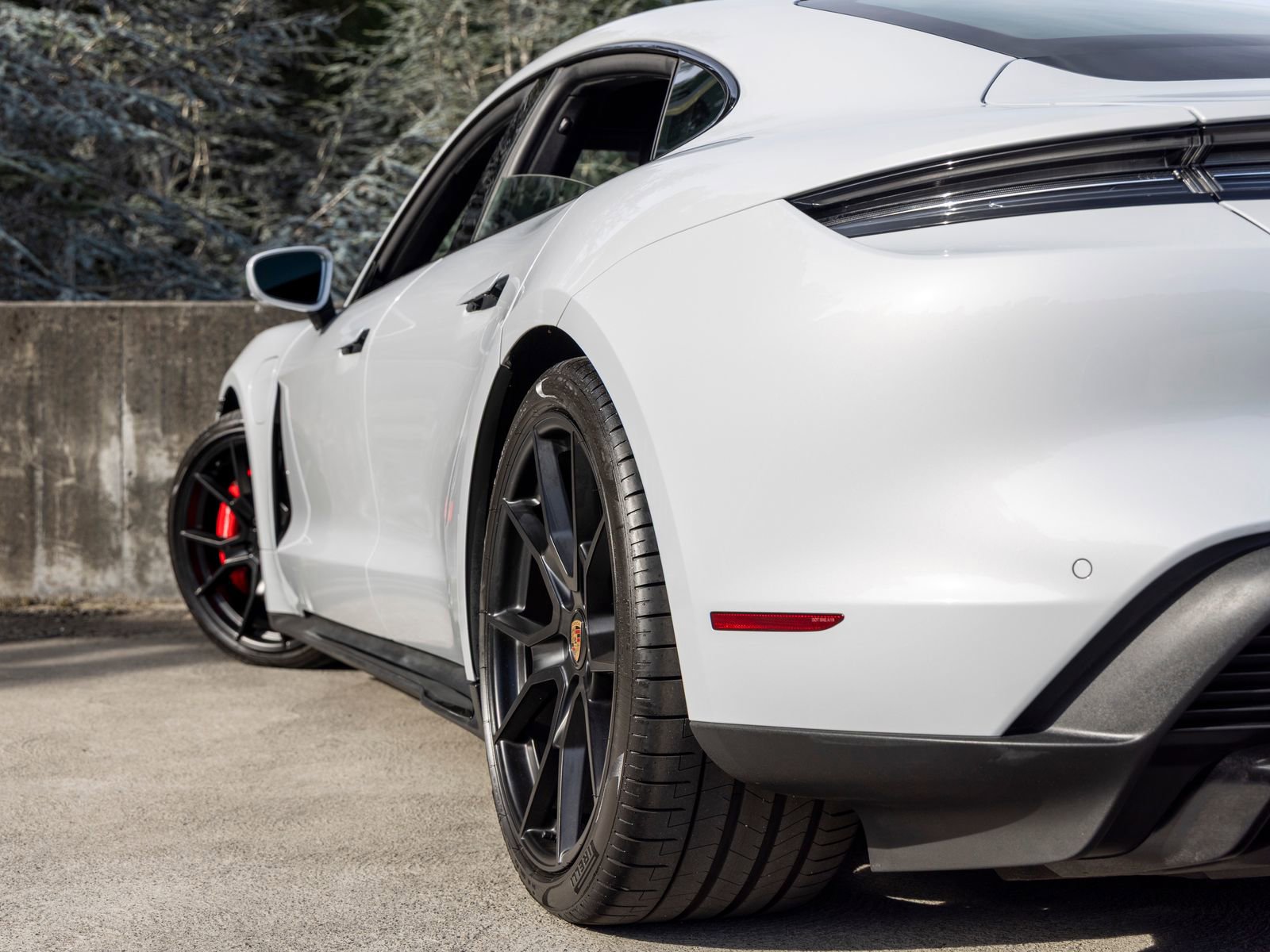 Certified 2024 Porsche Taycan GTS image 20