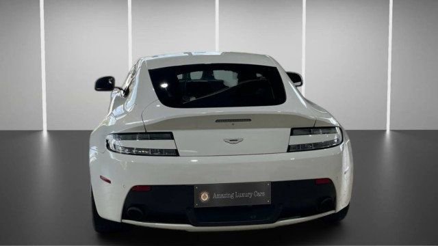 Used 2015 Aston Martin V8 Vantage GT image 9