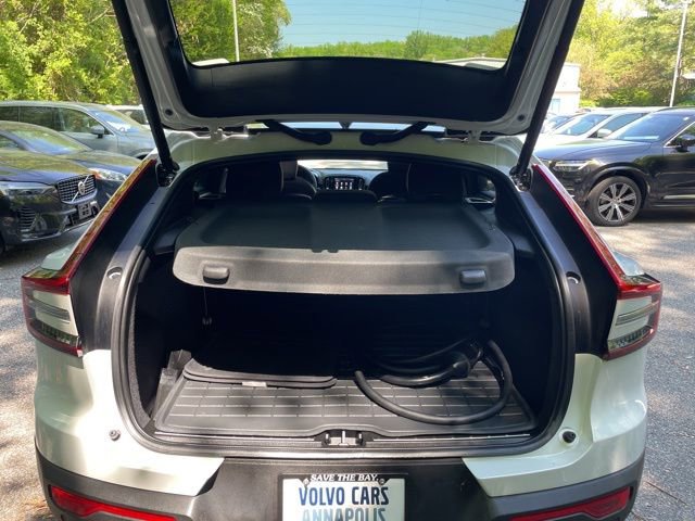 Certified 2023 Volvo C40 P8 Recharge Ultimate w/ Protection Package Premier AWD/4WD image 23