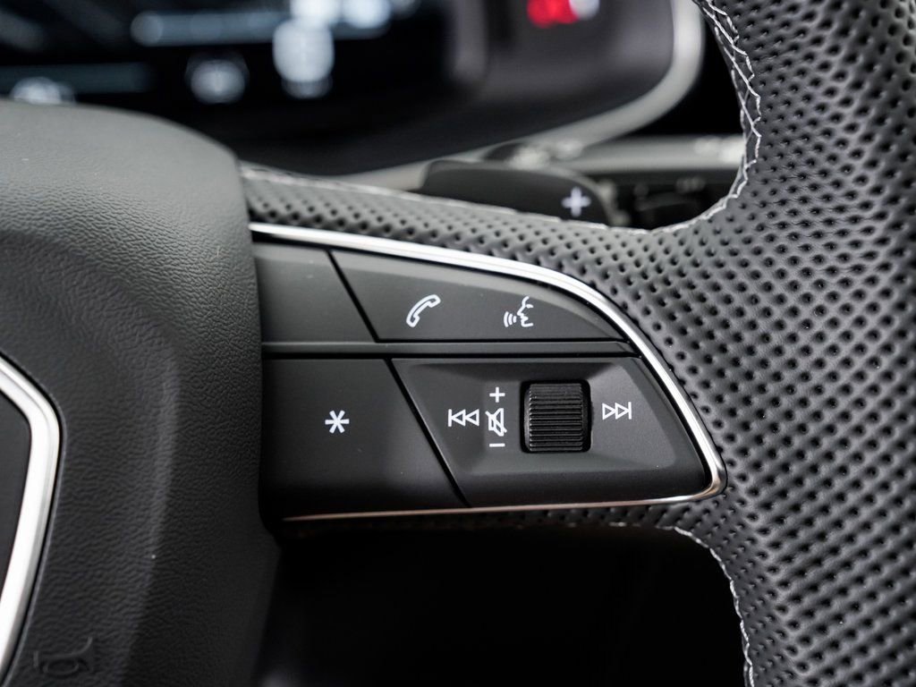 New 2026 Audi SQ8 Prestige image 14