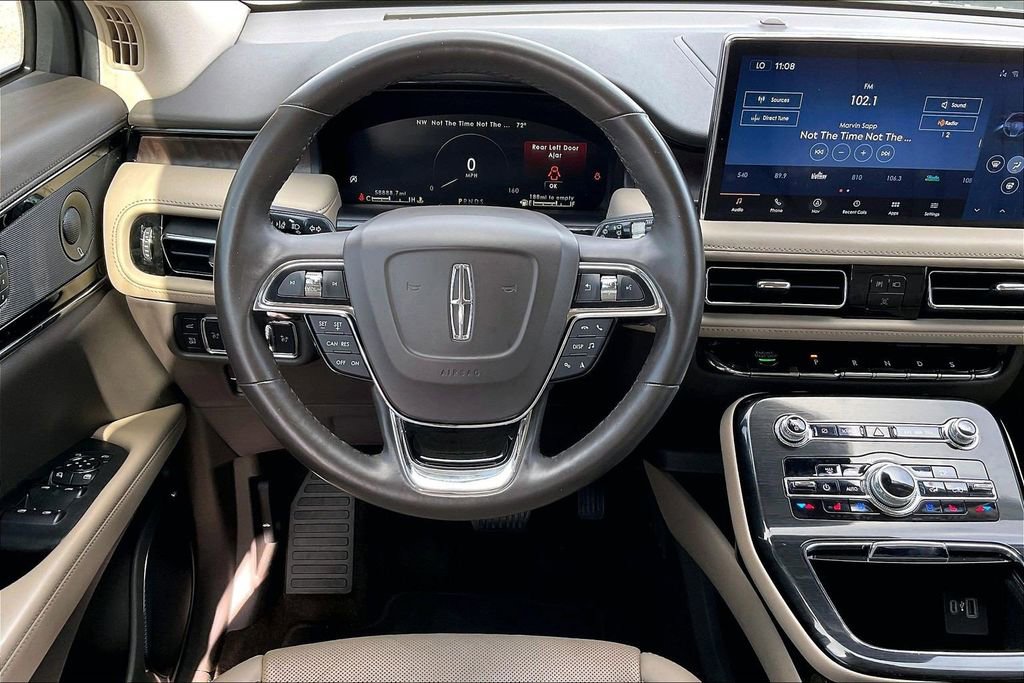 Used 2022 Lincoln Nautilus Reserve w/ Luxury Package FWD image 8