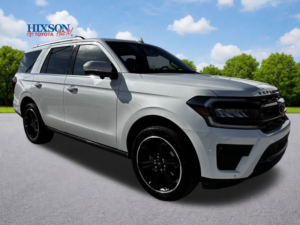 Used 2023 Ford Expedition Limited image 1
