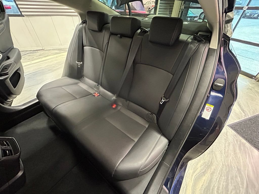 Used 2019 Lexus ES 300h w/ Premium Package FWD image 6