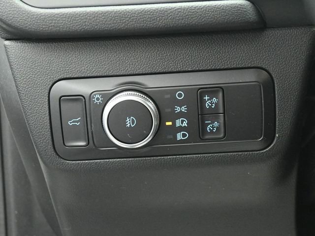 Certified 2022 Ford Escape SEL w/ Technology Package image 11
