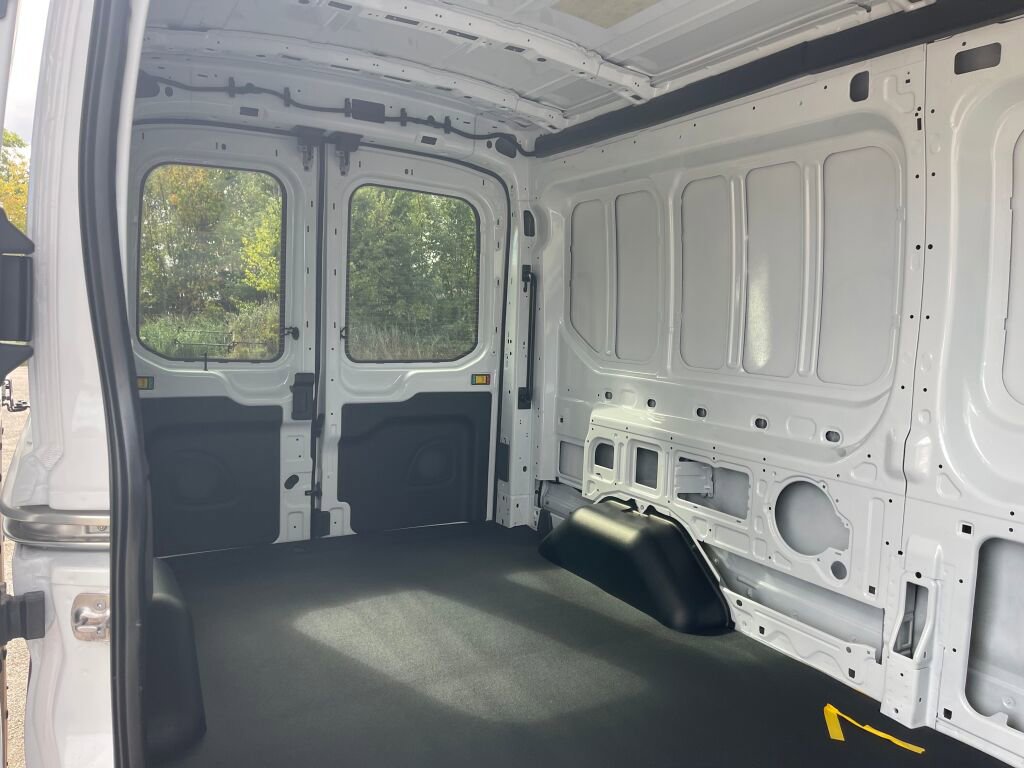 New 2025 Ford Transit 350 148 Medium Roof image 15