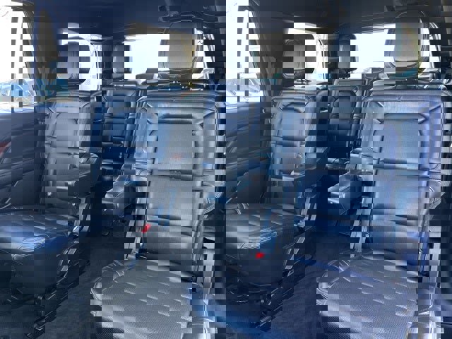 Used 2021 Lincoln Navigator Reserve w/ Luxury Package image 13