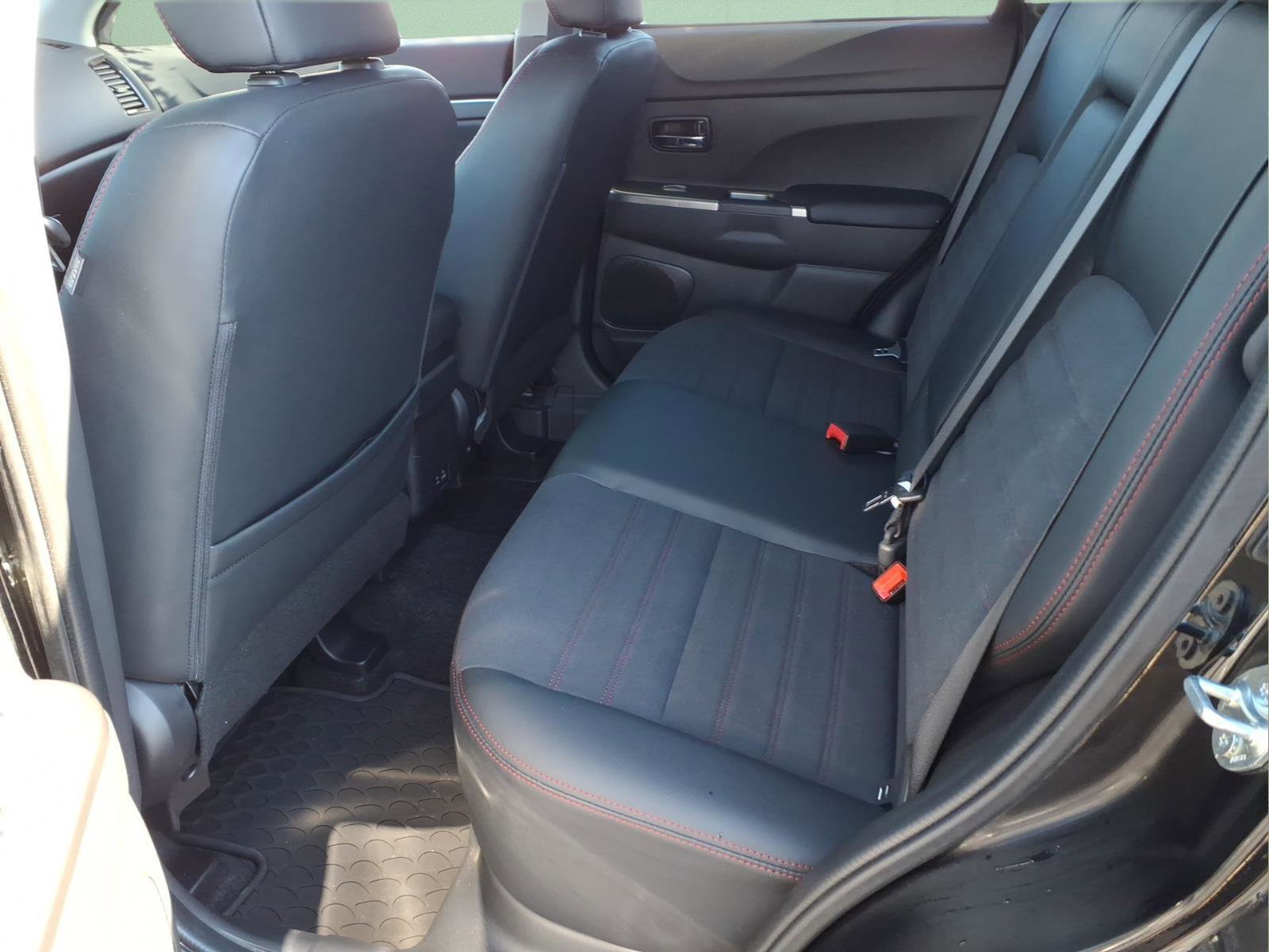 Used 2024 Mitsubishi Outlander Sport SE image 8