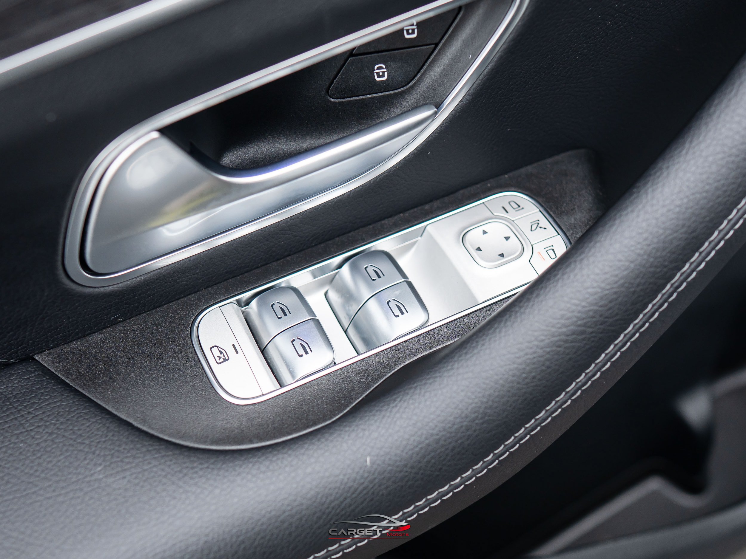 Used 2026 Mercedes-Benz GLE 350 4MATIC w/ AMG Line Exterior image 41