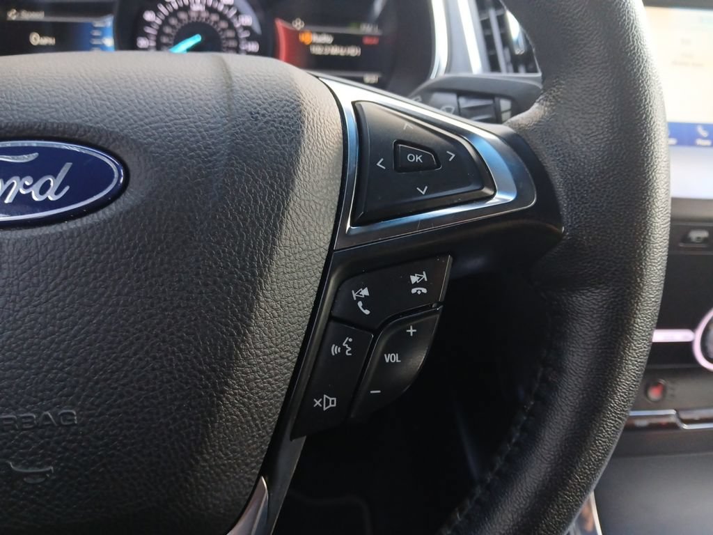 Used 2020 Ford Edge Titanium w/ Equipment Group 301A FWD image 25
