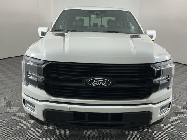 Used 2024 Ford F150 Platinum w/ FX4 Off-Road Package image 2