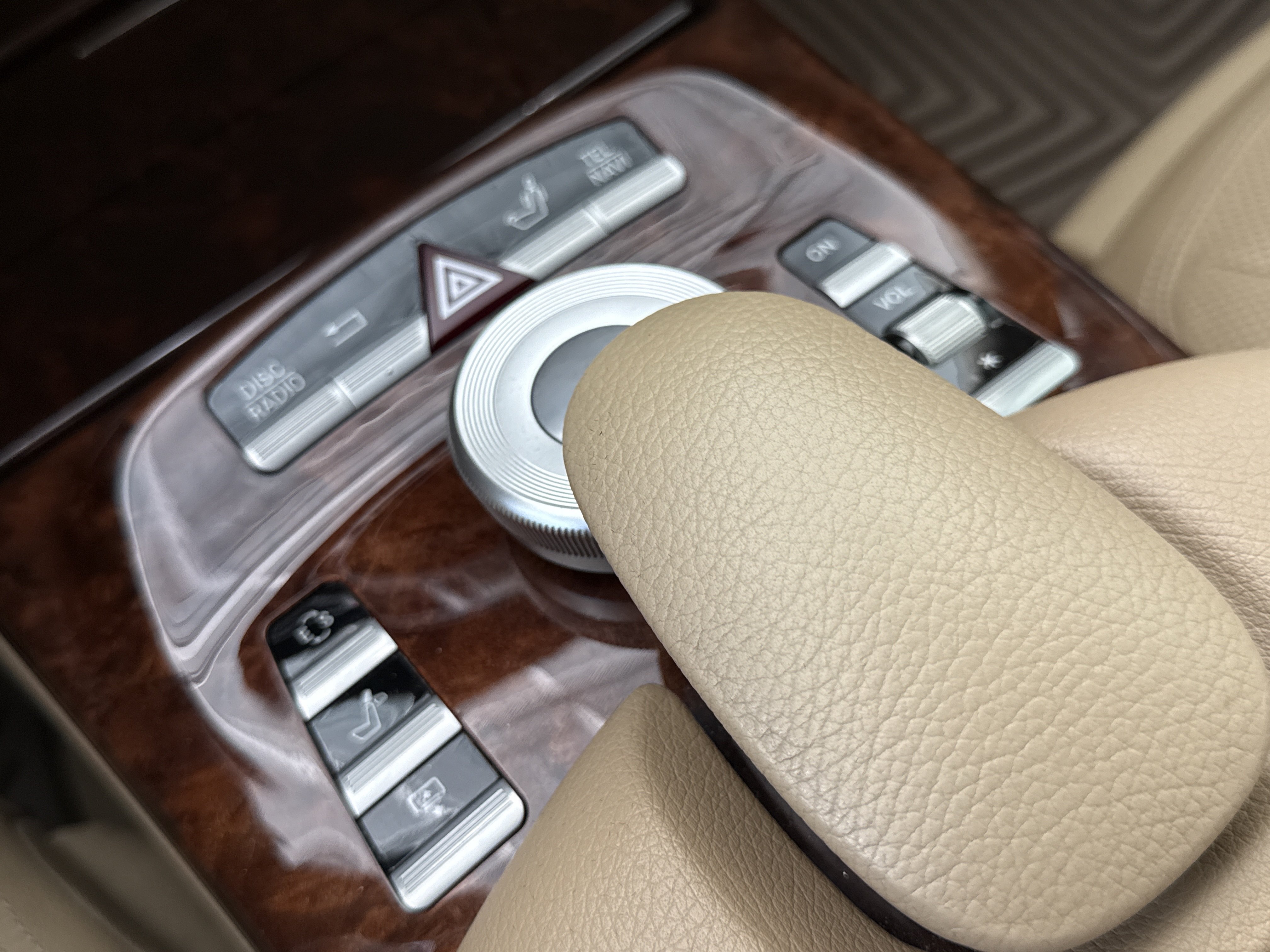 Used 2011 Mercedes-Benz S 550 image 57