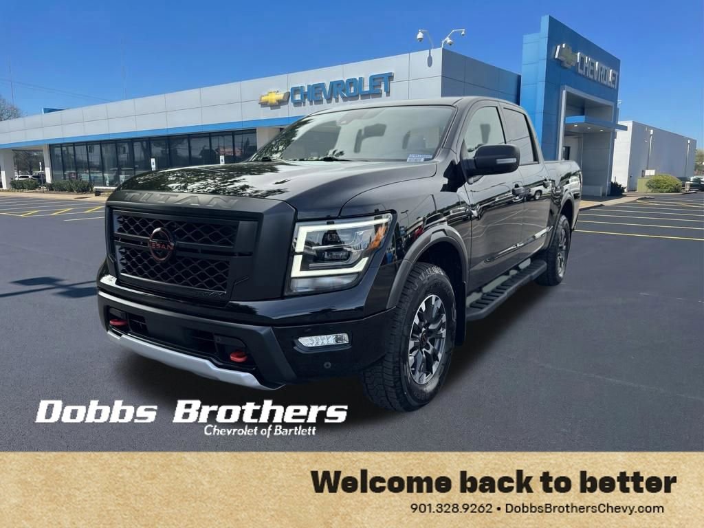 Used 2023 Nissan Titan PRO-4X w/ Pro-4x Convenience Package AWD/4WD image 3