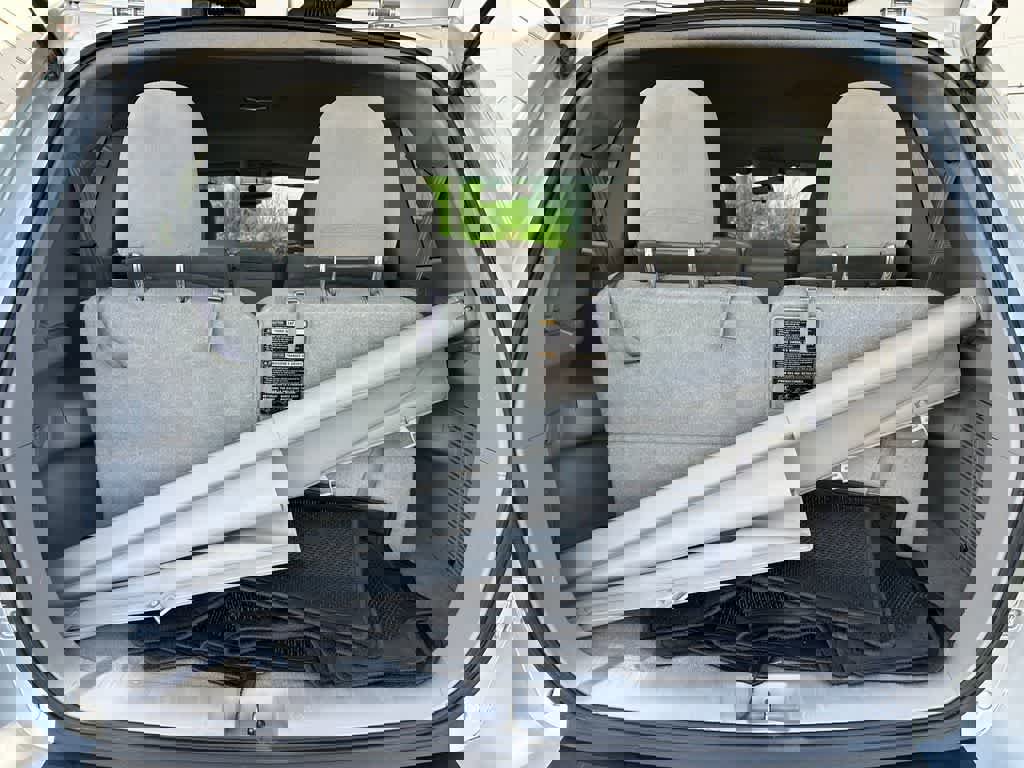 Used 2011 Toyota Highlander 2WD w/ Tech Pkg image 19