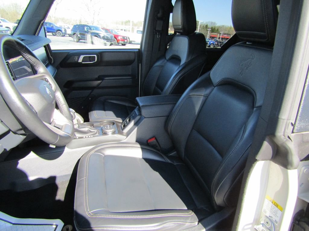 Used 2025 Ford Bronco Badlands AWD/4WD image 8