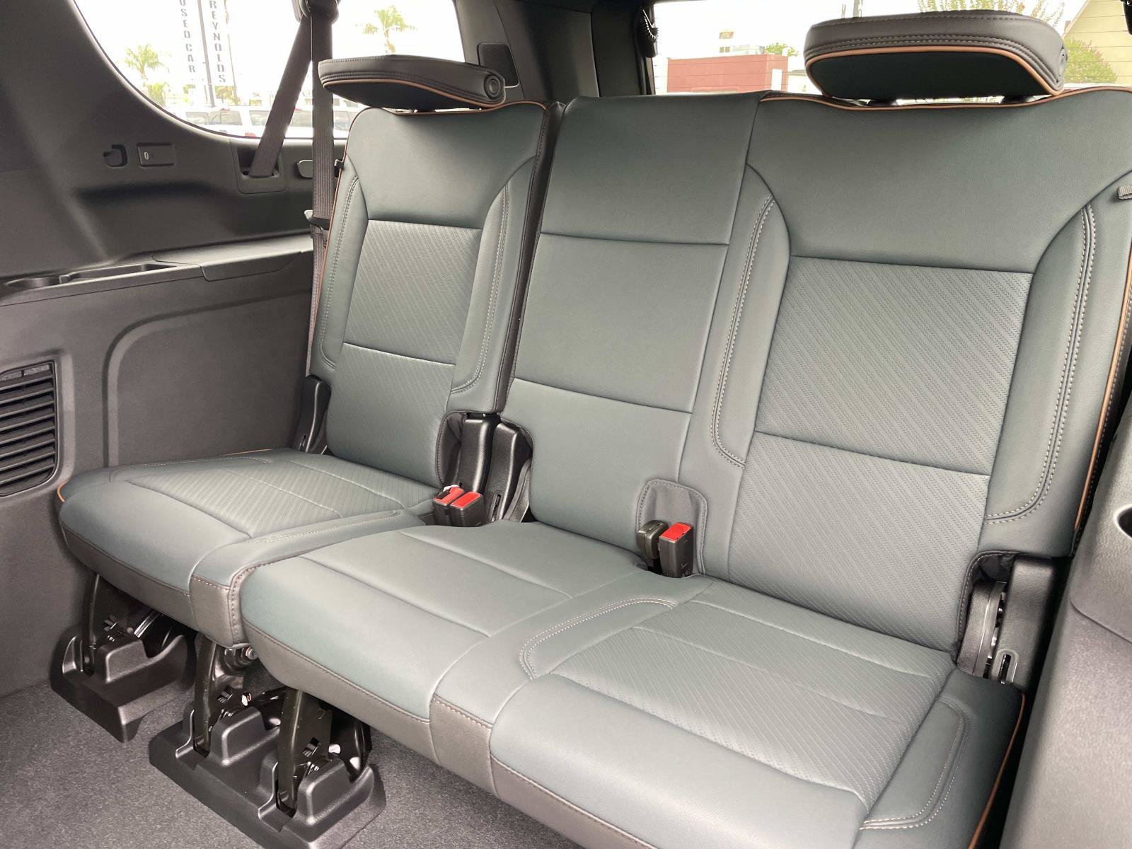 New 2026 GMC Yukon XL AT4 w/ AT4 Premium Package AWD/4WD image 25