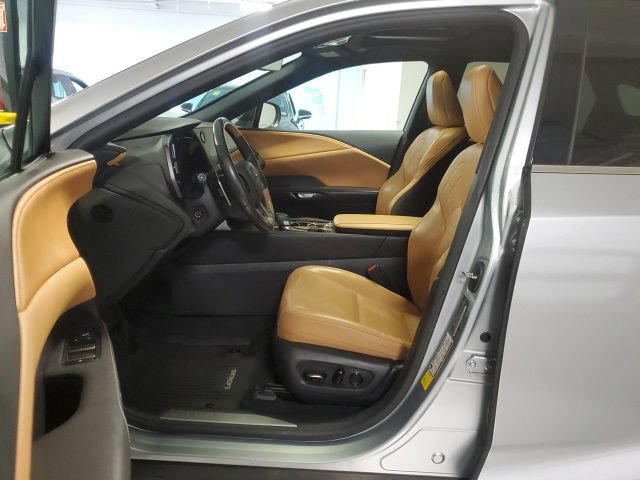 Used 2023 Lexus RX 350 Premium w/ Accessory Package AWD/4WD image 12