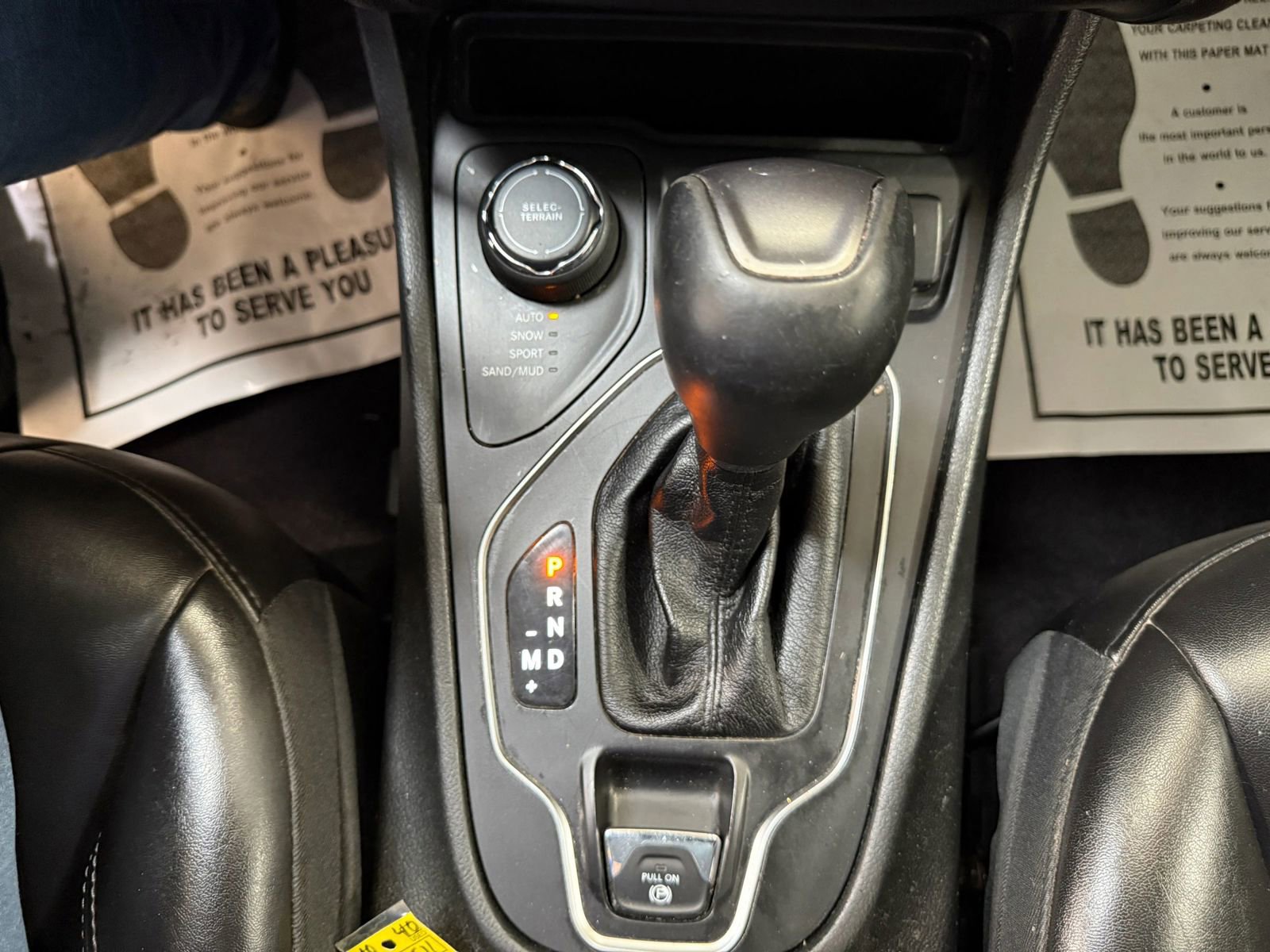 Used 2019 Jeep Cherokee Latitude Plus w/ Comfort/Convenience Group image 21