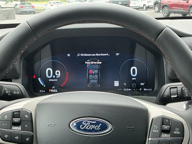 Used 2026 Ford Explorer Active AWD/4WD image 14