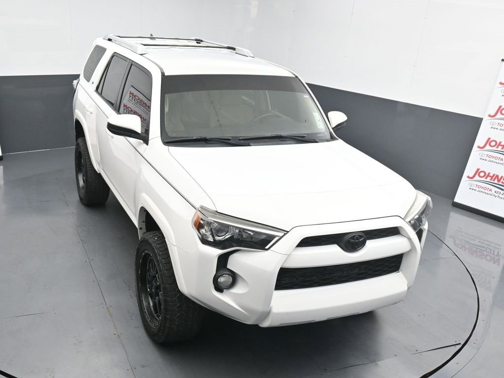 Used 2016 Toyota 4Runner SR5 image 22
