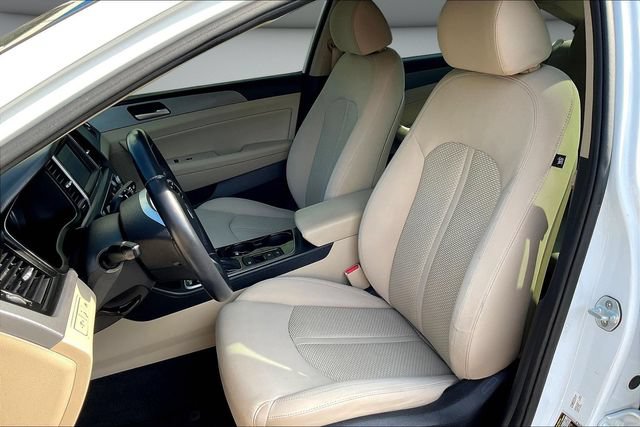 Used 2018 Hyundai Sonata SEL w/ Tech Package 04 FWD image 23