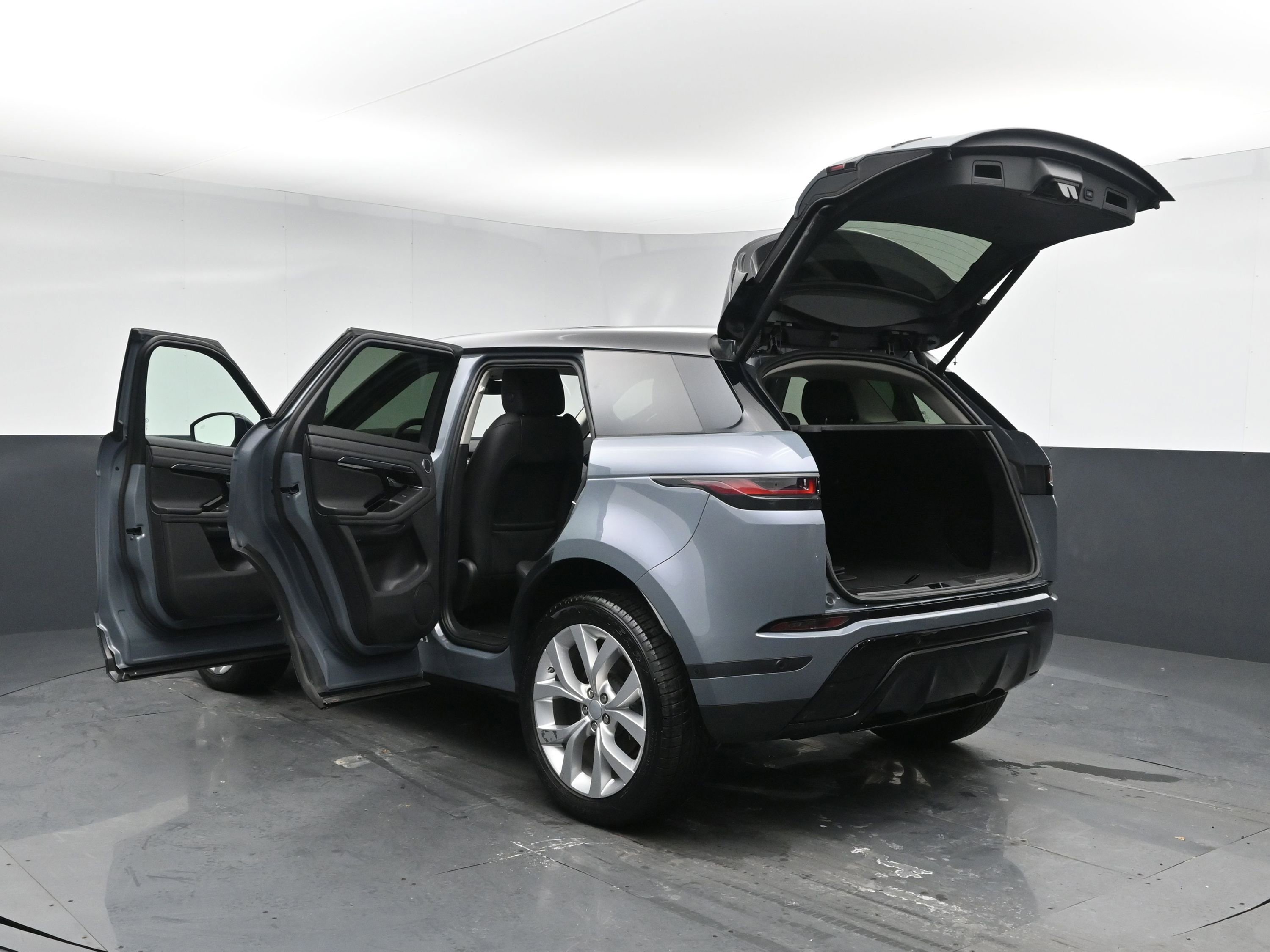 Used 2021 Land Rover Range Rover Evoque SE image 30
