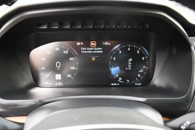 Used 2021 Volvo XC90 T5 Momentum w/ Advanced Package image 33