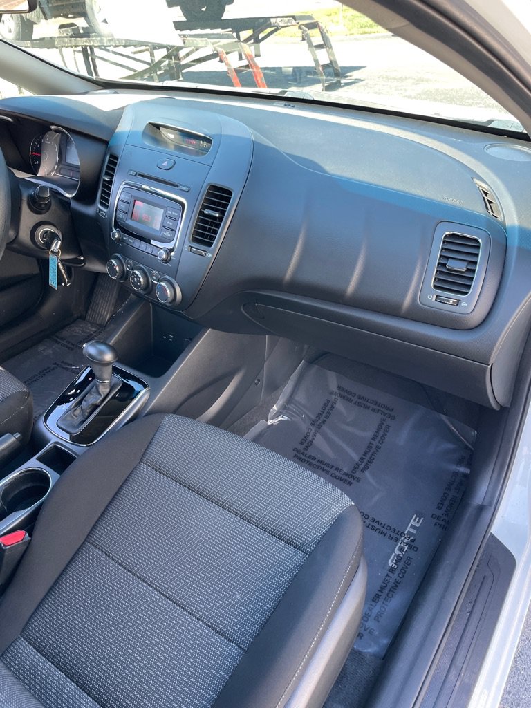 Used 2018 Kia Forte LX FWD image 20