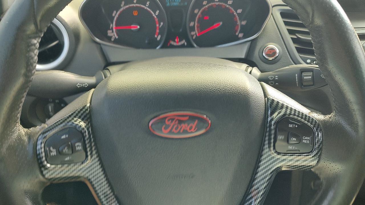 Used 2017 Ford Fiesta ST FWD image 13