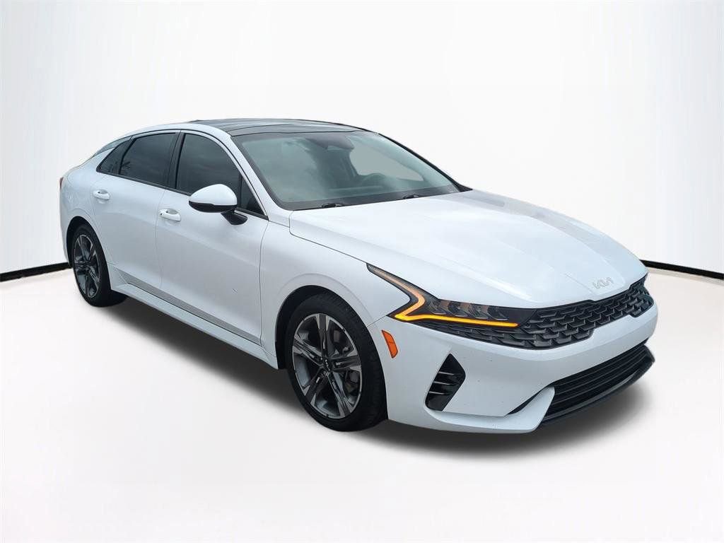Used 2022 Kia K5 EX FWD image 2