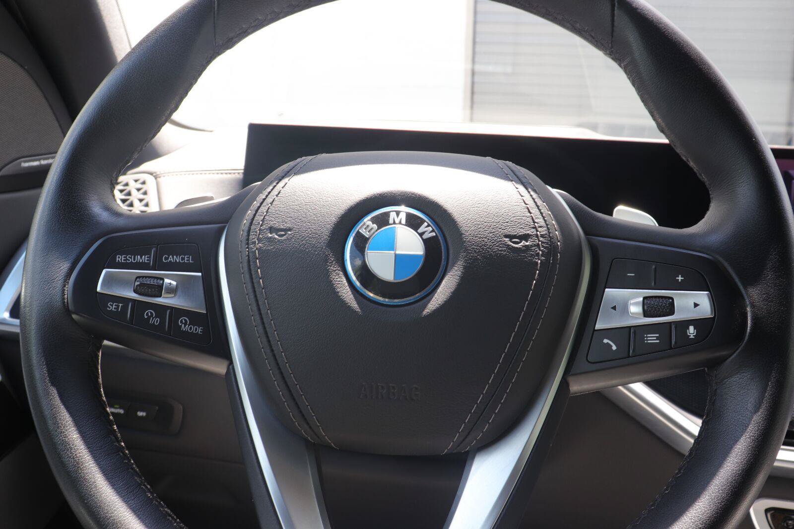Used 2024 BMW X5 xDrive50e AWD/4WD image 26