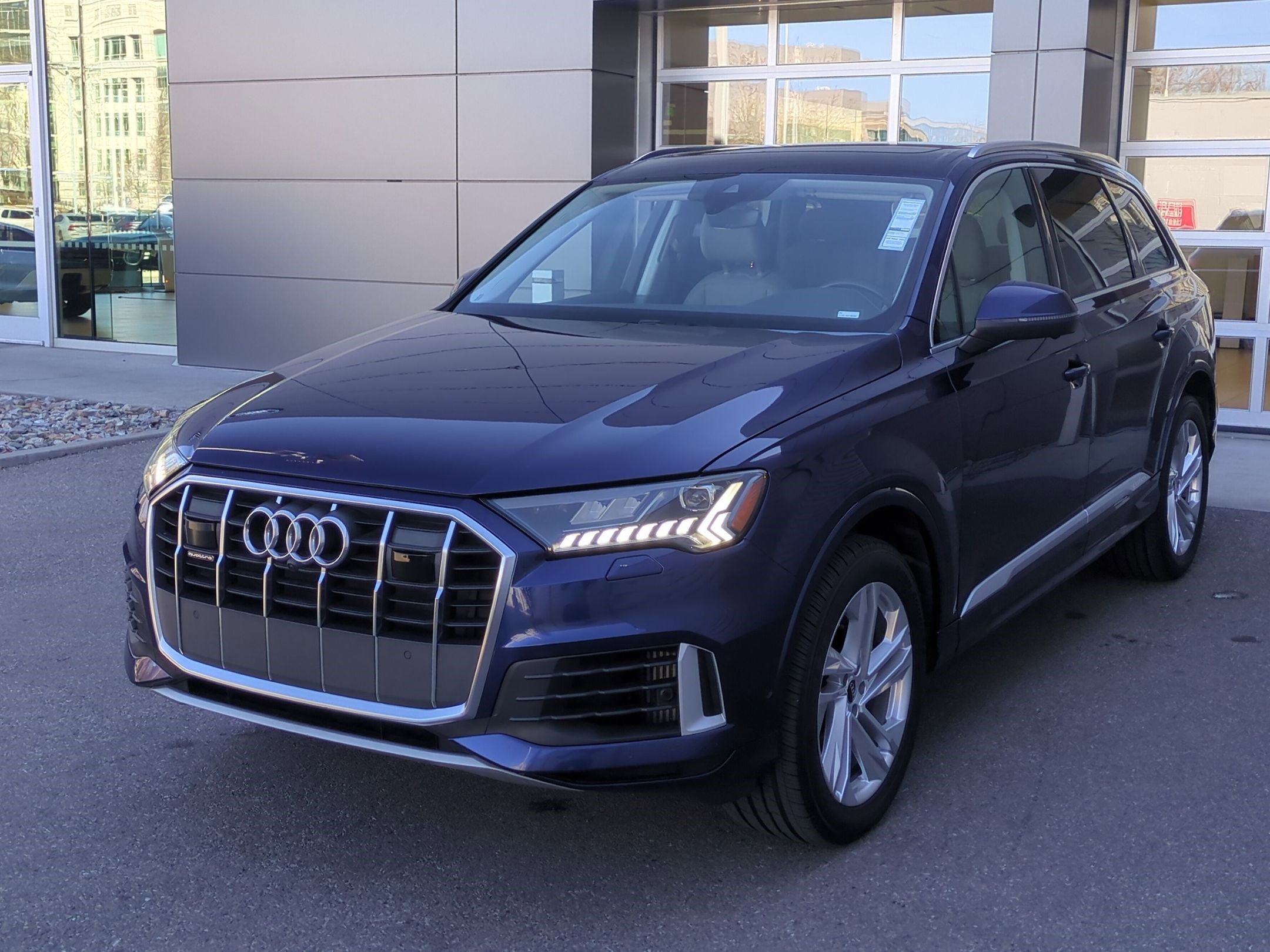 Used 2024 Audi Q7 Premium Plus image 8