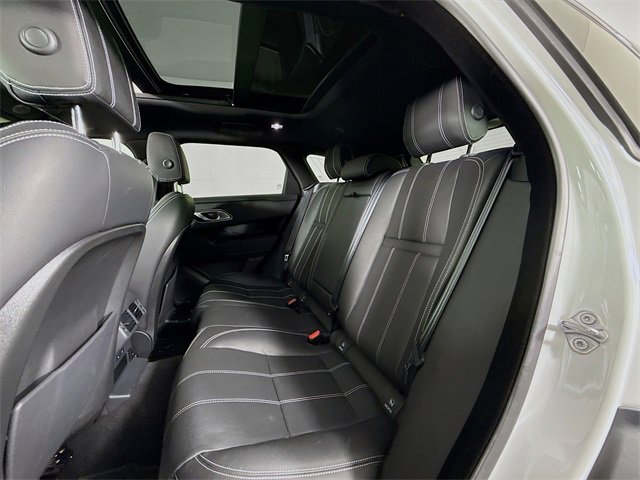 Used 2022 Land Rover Range Rover Velar R-Dynamic S image 24