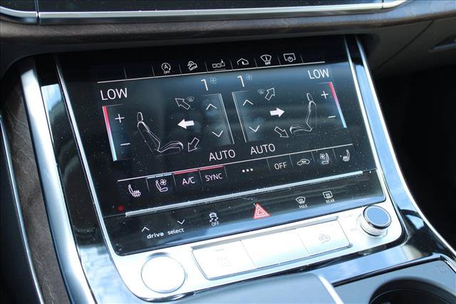 Used 2020 Audi Q7 3.0T Prestige AWD/4WD image 21