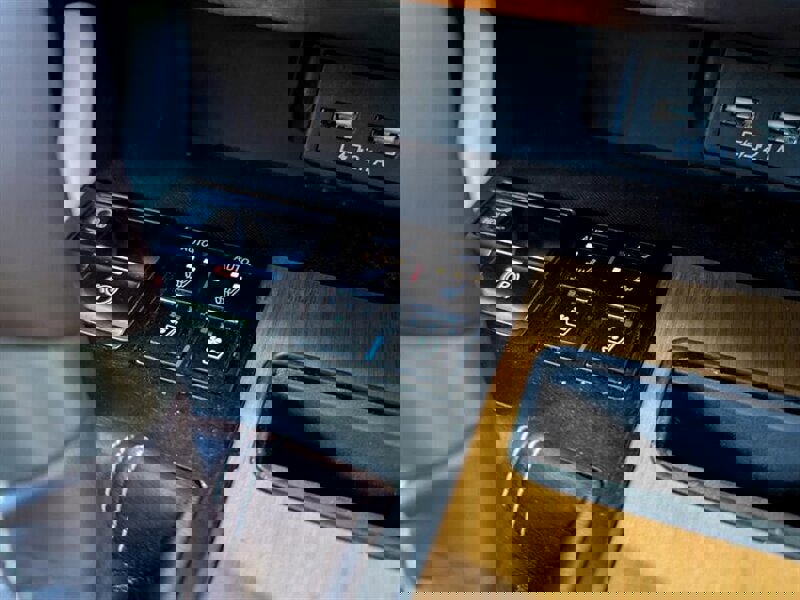 Used 2020 Lexus RX 450h AWD w/ Premium Package image 25