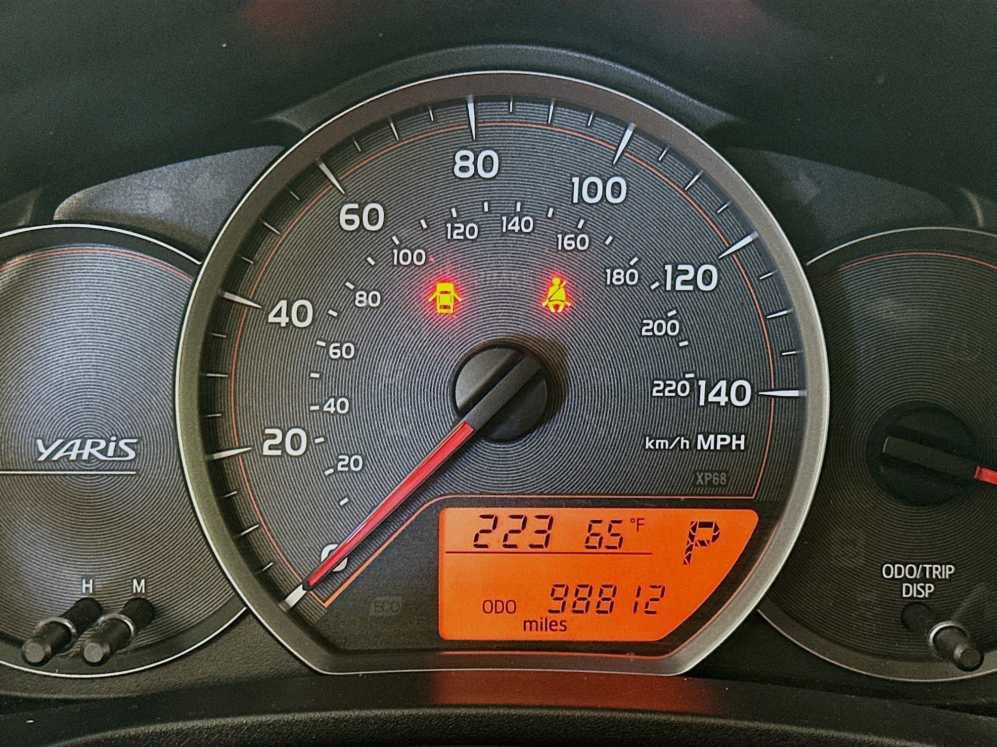 Used 2013 Toyota Yaris LE image 18