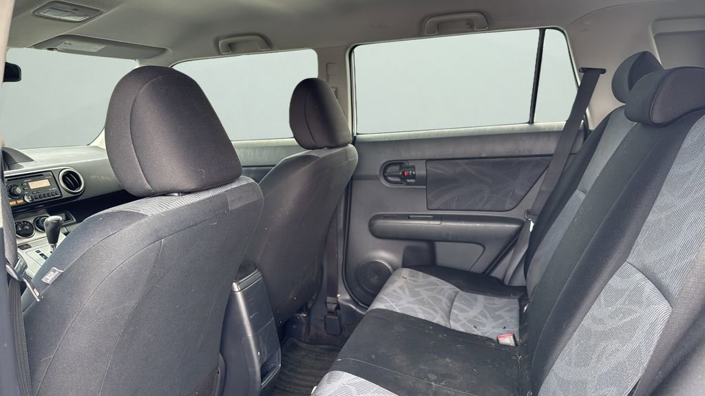 Used 2012 Scion xB FWD image 8