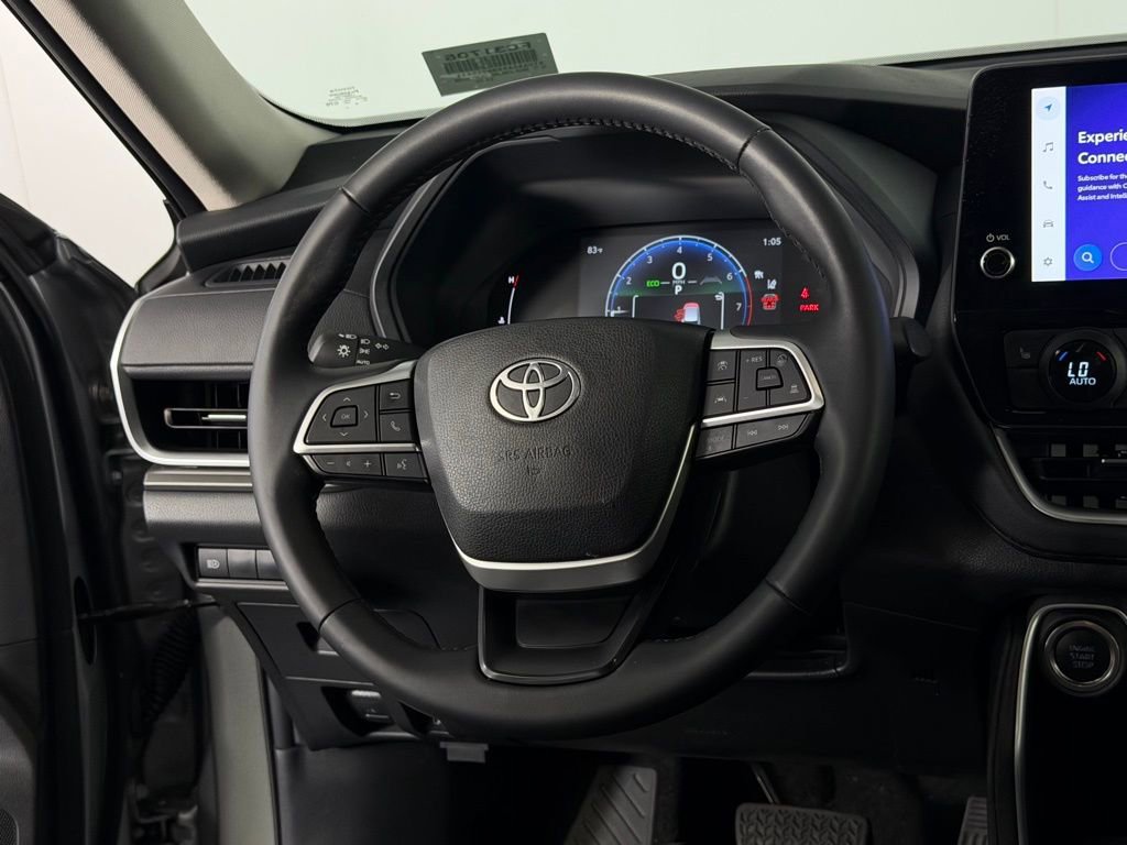 Used 2025 Toyota Grand Highlander FWD image 14