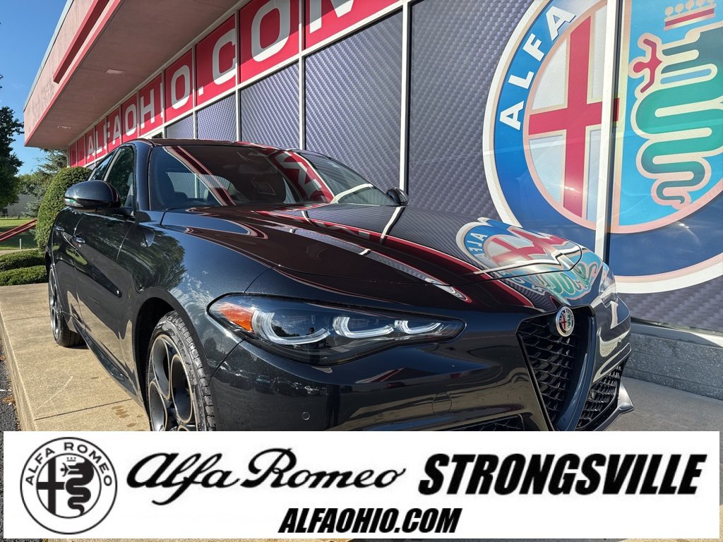 New 2025 Alfa Romeo Giulia AWD w/ Driving Assist Package video 1