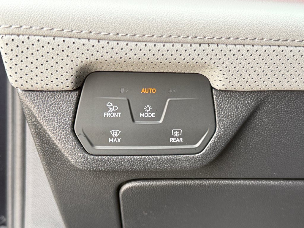 Used 2026 Volkswagen Atlas Peak Edition AWD/4WD image 21