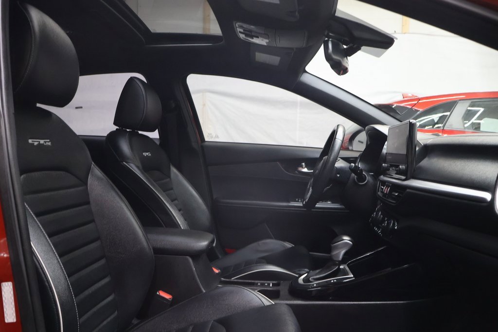 Used 2022 Kia Forte GT-Line w/ GT-Line Premium Package image 10