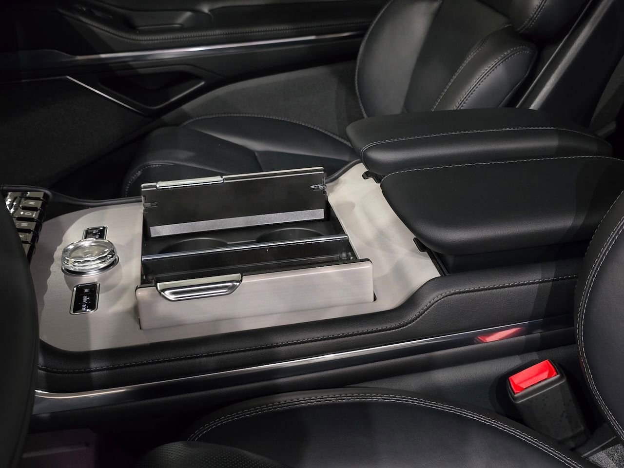 New 2025 Lincoln Navigator Reserve w/ Jet Appearance Package image 39