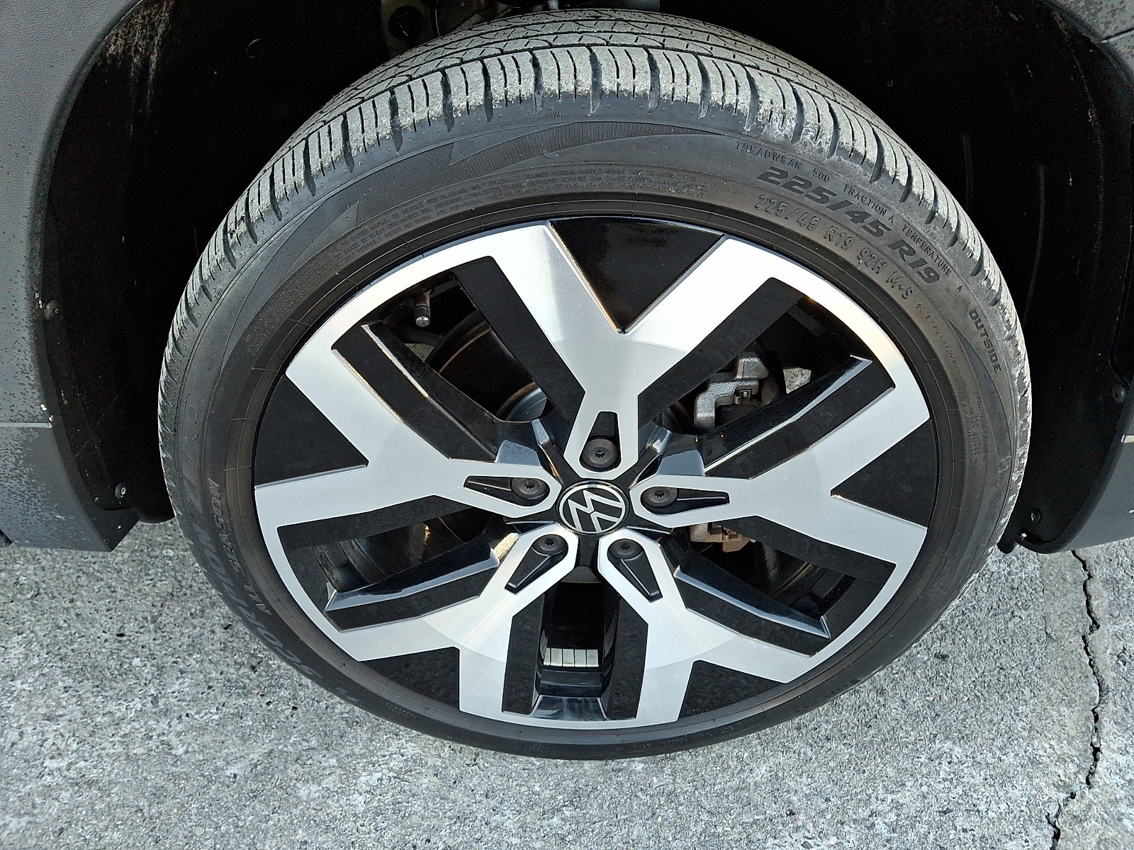 Used 2022 Volkswagen Taos SEL image 8