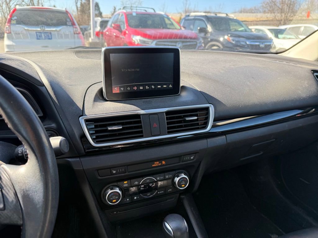 Used 2016 MAZDA MAZDA3 i Grand Touring image 10