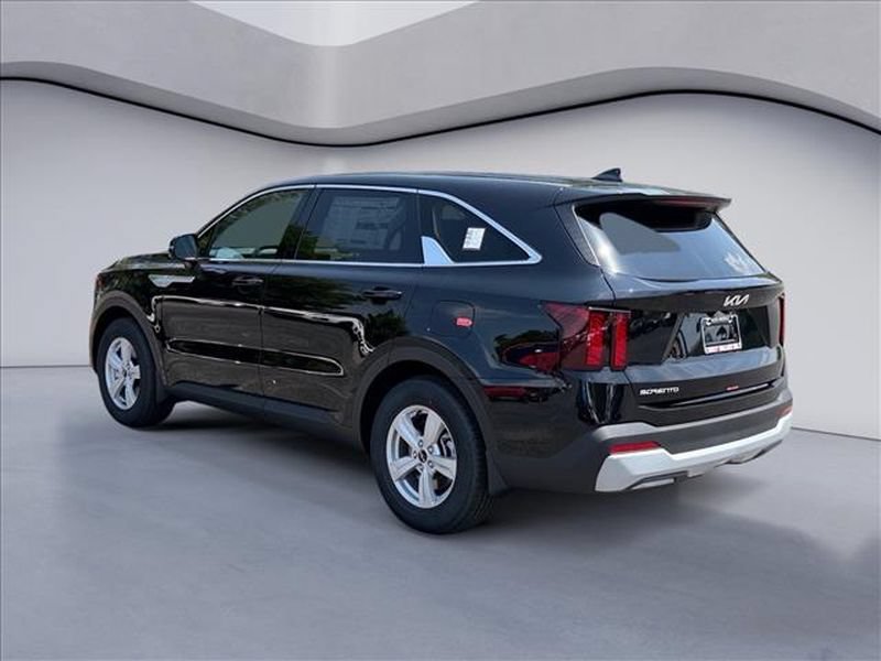 New 2026 Kia Sorento LX FWD image 3