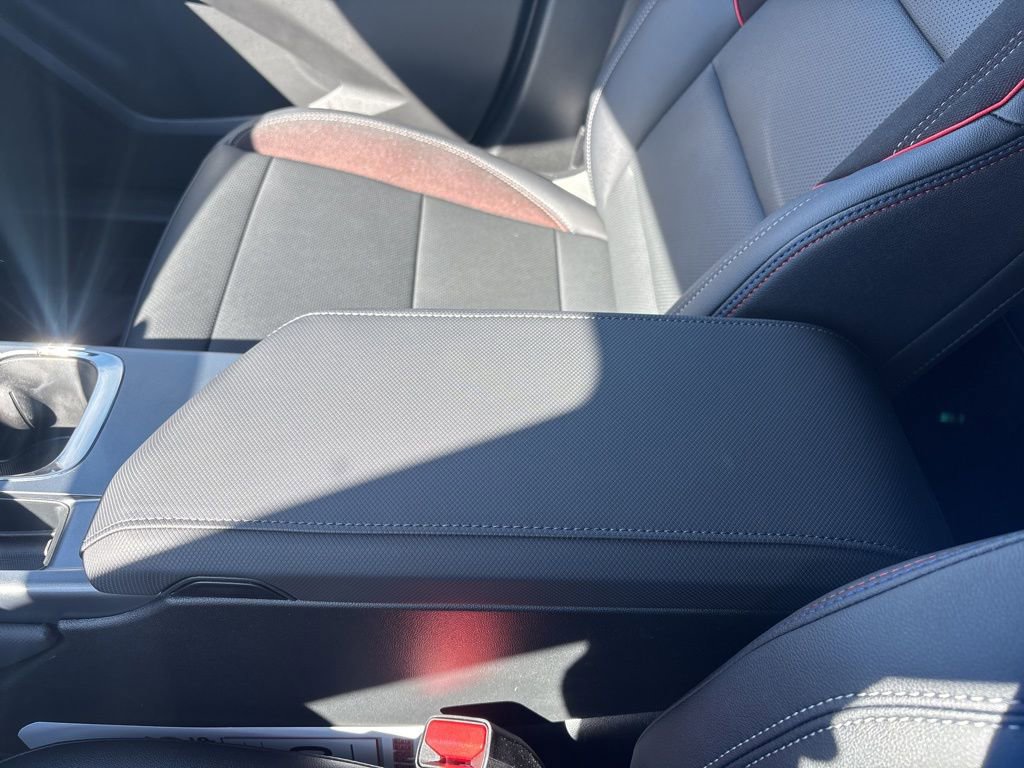 New 2026 Chevrolet Equinox EV RS AWD/4WD image 31