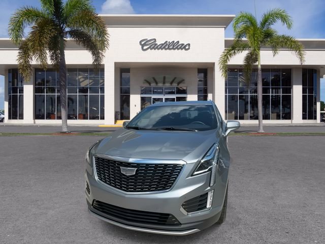 Certified 2023 Cadillac XT5 Premium Luxury w/ LPO, Floor Liner Package FWD image 5