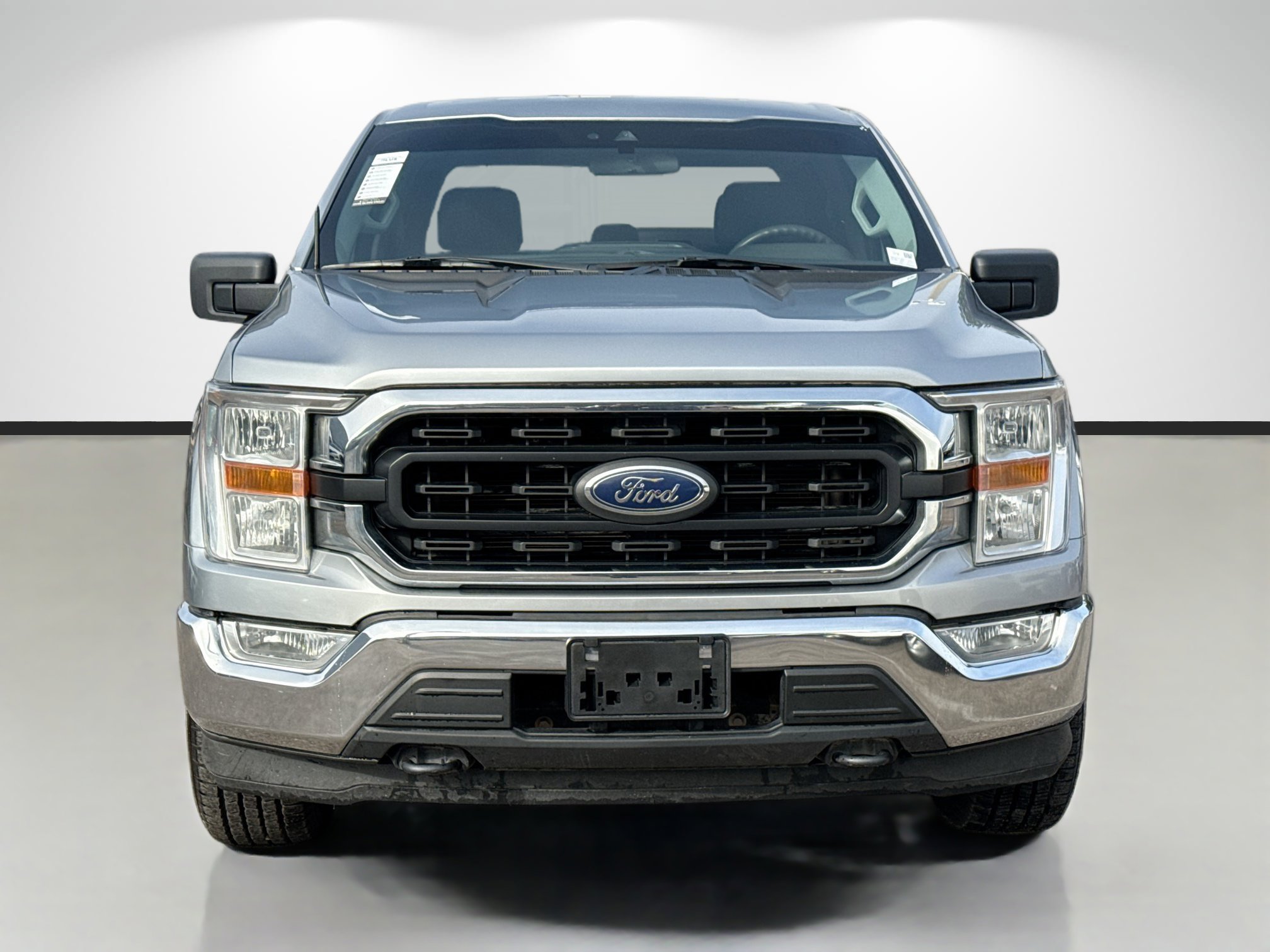 Used 2022 Ford F150 XLT w/ Trailer Tow Package image 8