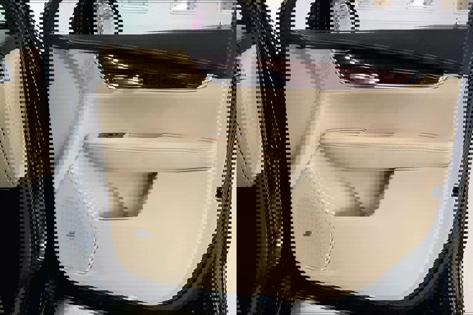 Used 2019 Cadillac XT5 Luxury image 25