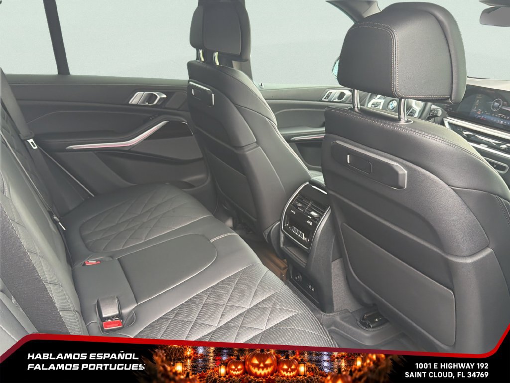 Used 2024 BMW X5 xDrive40i w/ M Sport Package AWD/4WD image 32